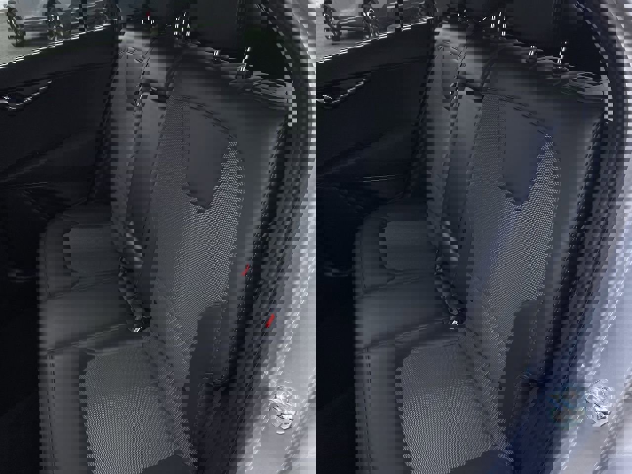 Certified 2023 Kia Niro EX Touring image 22