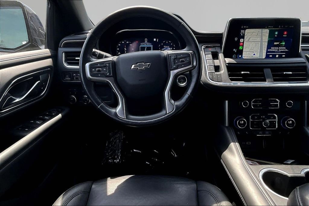 Used 2022 Chevrolet Tahoe Z71 w/ Luxury Package AWD/4WD image 8