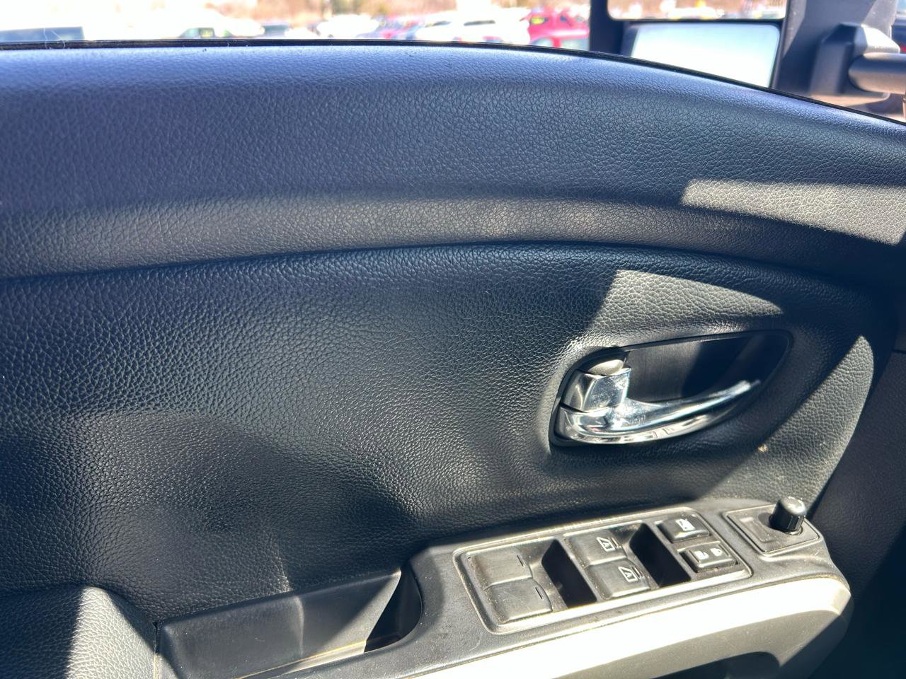 Used 2017 Nissan Titan Platinum Reserve image 26