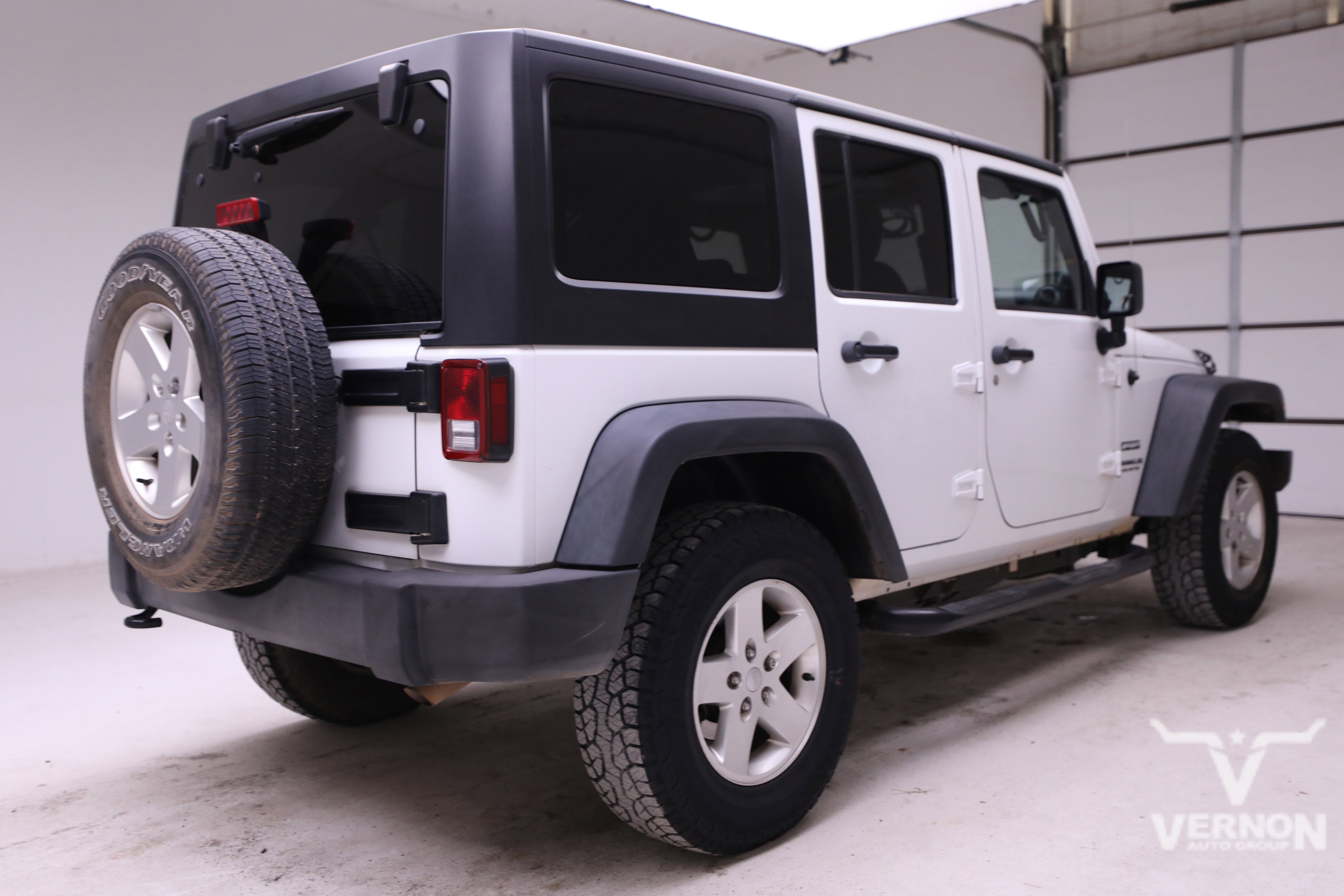 Used 2013 Jeep Wrangler Unlimited Sport image 5