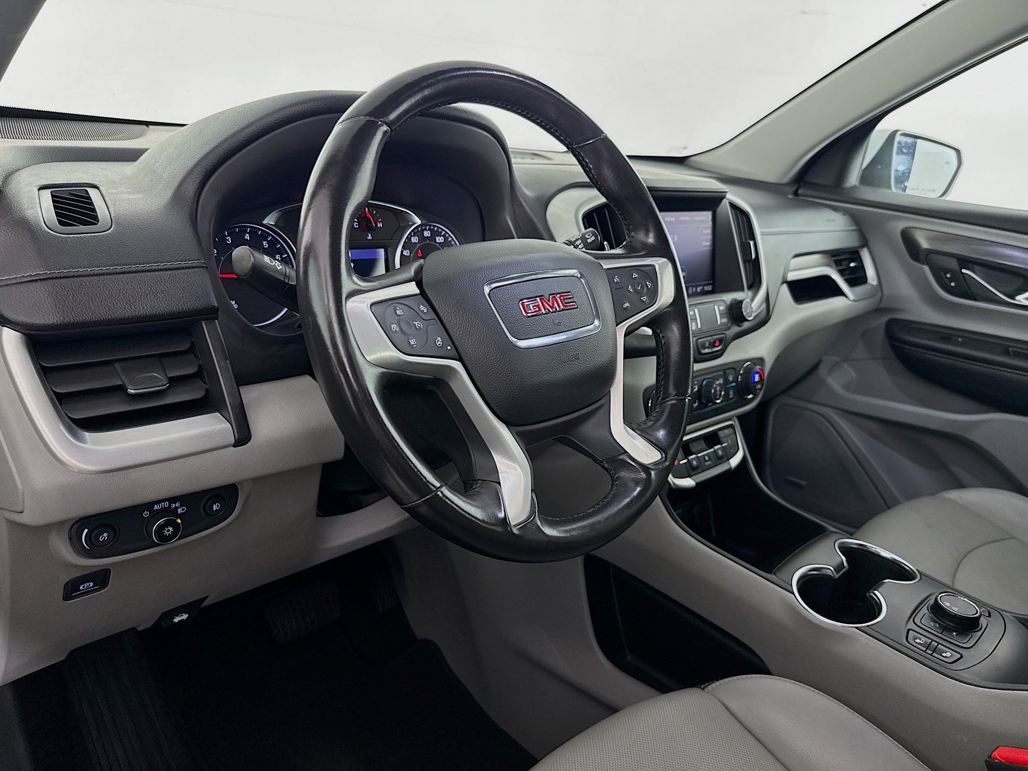 Used 2022 GMC Terrain SLT w/ Infotainment Package II FWD image 21