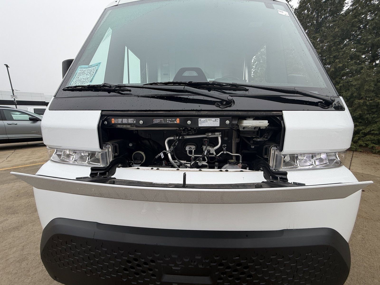 Used 2024 Chevrolet Brightdrop 400 w/ Commercial Equipment Package AWD/4WD image 33