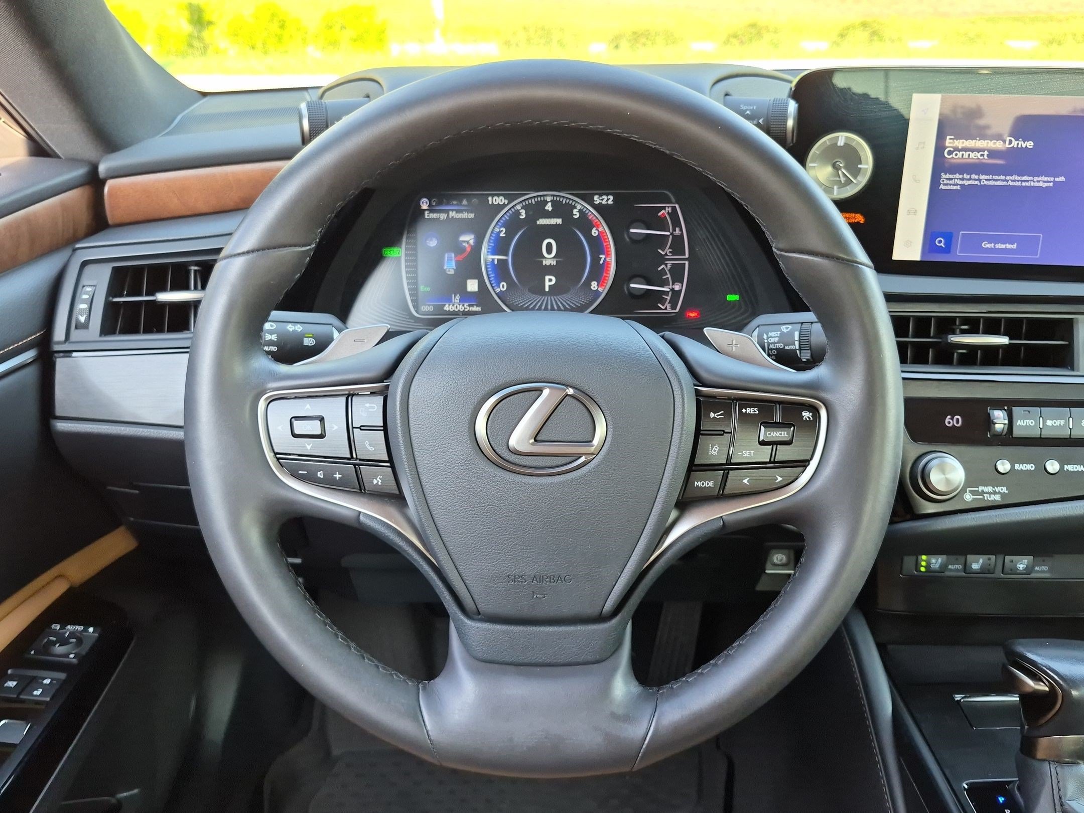 Used 2023 Lexus ES 300h w/ Premium Package FWD image 18