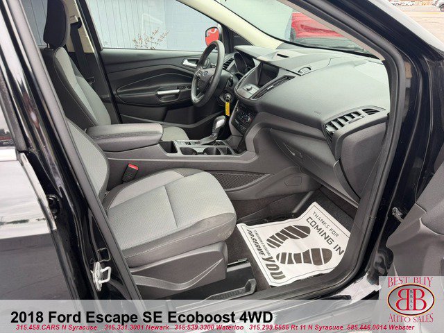 Used 2018 Ford Escape SE w/ SE Sync 3 Package AWD/4WD image 17