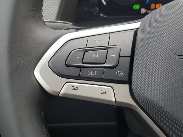 New 2026 Volkswagen Atlas Cross Sport SEL R-Line AWD/4WD image 25