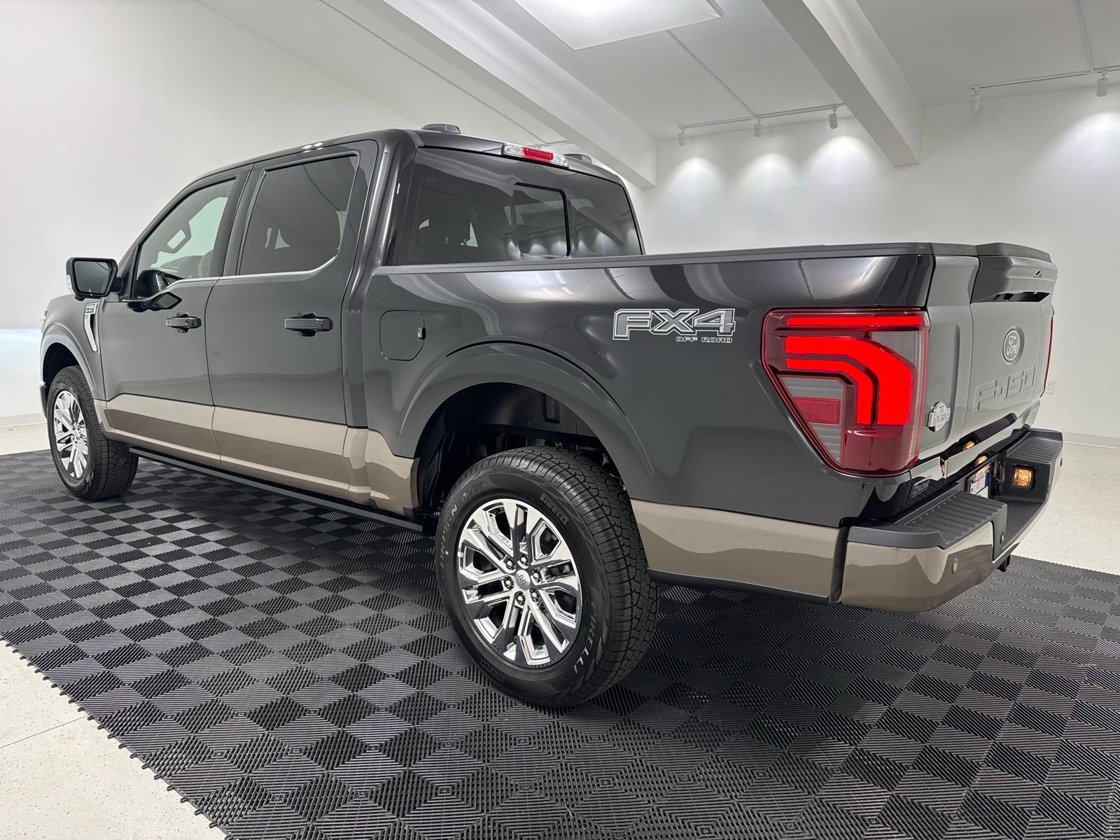 New 2026 Ford F150 King Ranch w/ Equipment Group 601A High AWD/4WD image 4