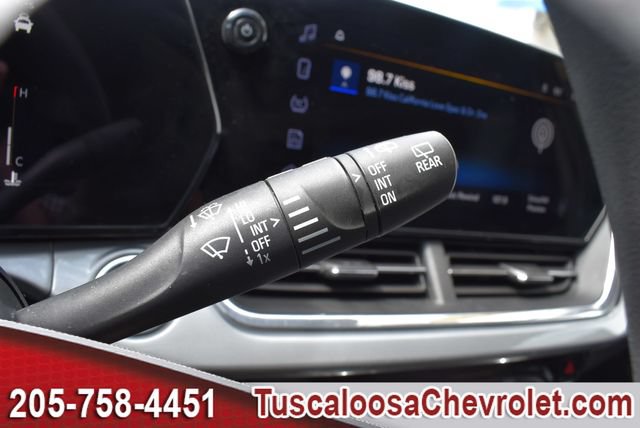Used 2025 Chevrolet Trax LT FWD image 28