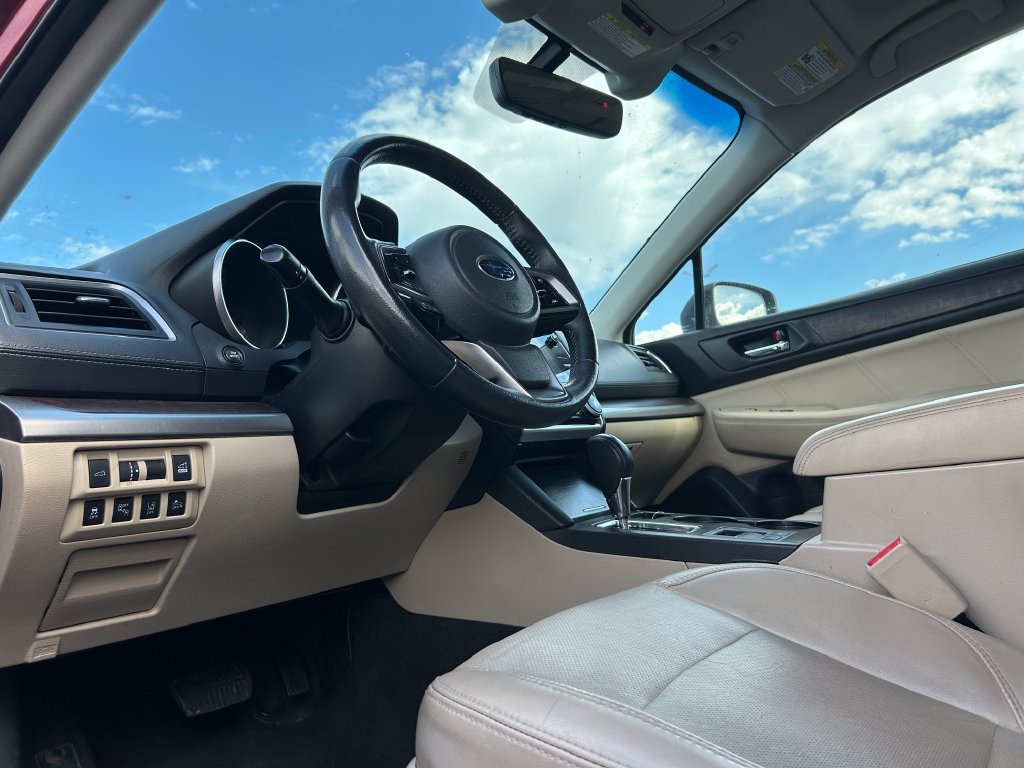 Used 2019 Subaru Outback 2.5i Limited AWD/4WD image 25