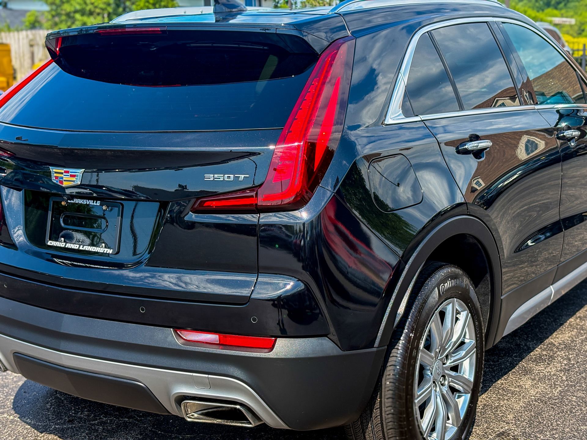 Used 2022 Cadillac XT4 Premium Luxury AWD/4WD image 21