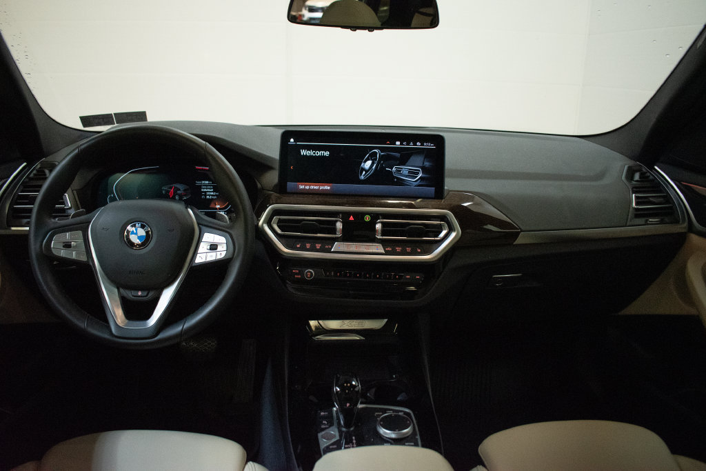 Used 2023 BMW X3 xDrive30i w/ Premium Package AWD/4WD image 11