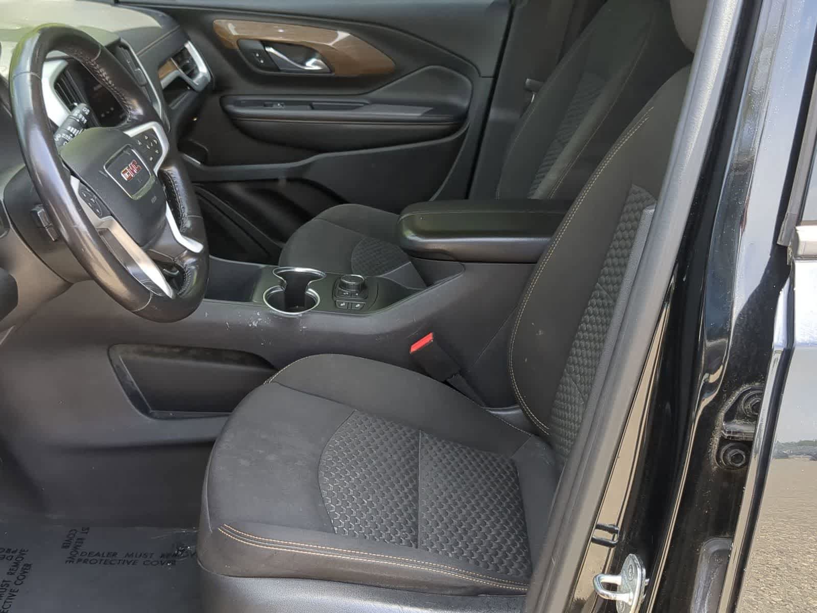 Used 2020 GMC Terrain SLE w/ Driver Convenience Package AWD/4WD image 16
