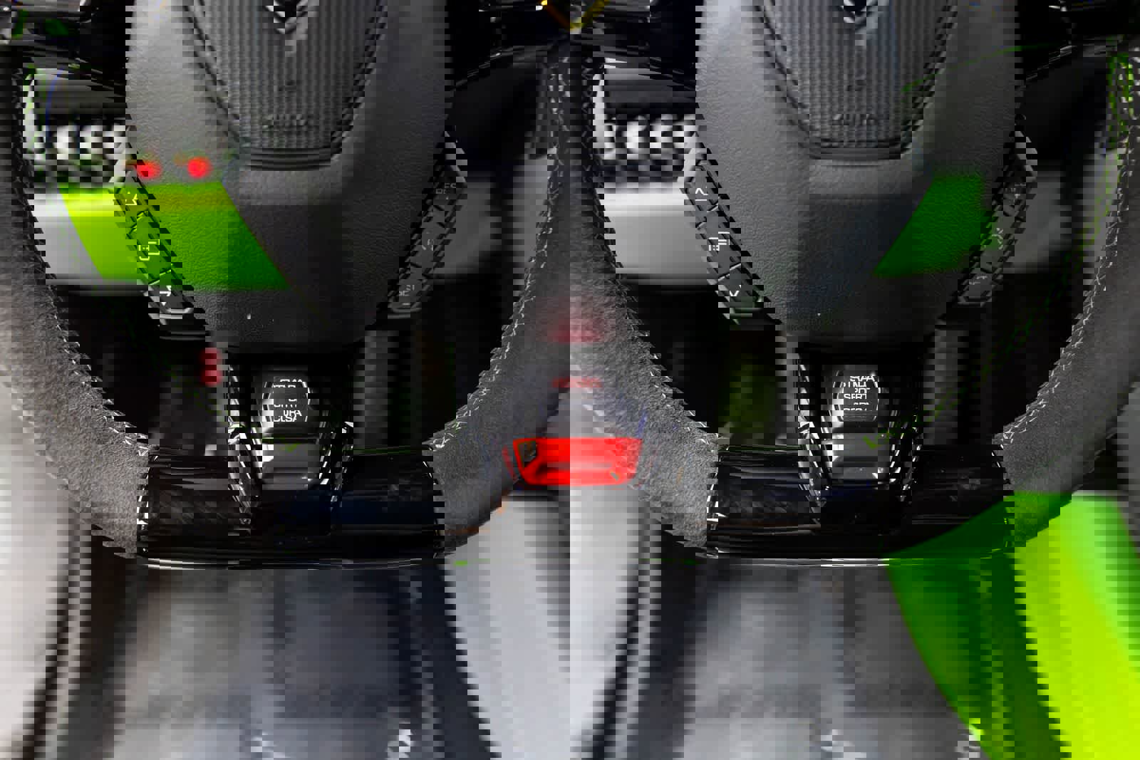 Used 2024 Lamborghini Huracan Tecnica image 33