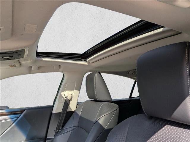 Used 2019 Lexus ES 350 w/ Premium Package image 15