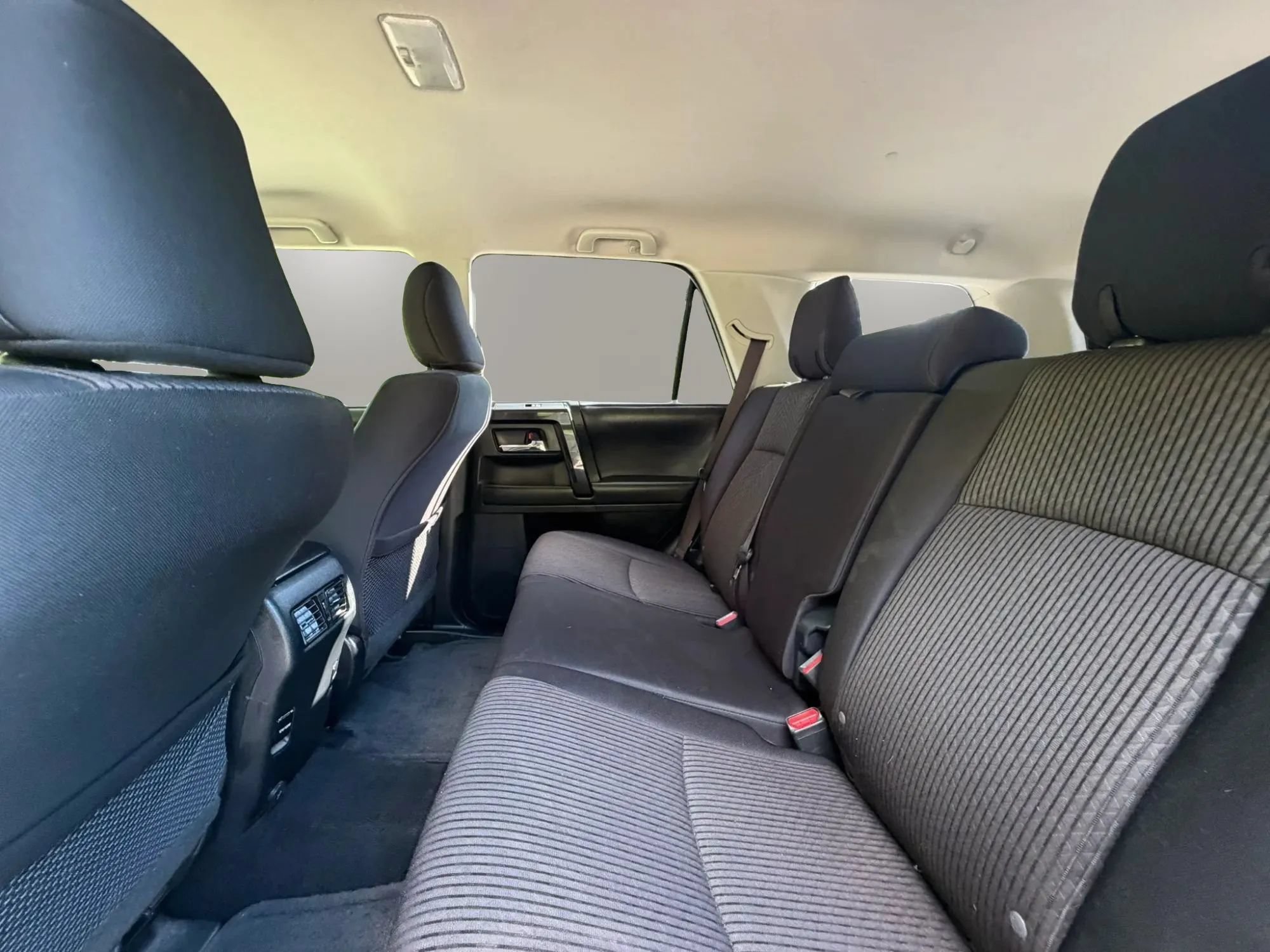 Used 2018 Toyota 4Runner TRD Off-Road AWD/4WD image 14