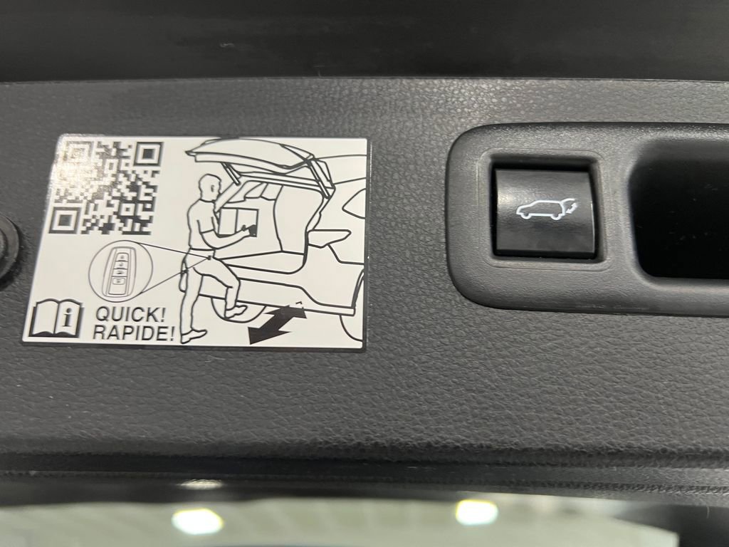 Certified 2024 Toyota Highlander XLE AWD/4WD image 43