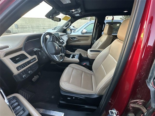 Used 2023 Chevrolet Tahoe Premier w/ Premium Package image 7