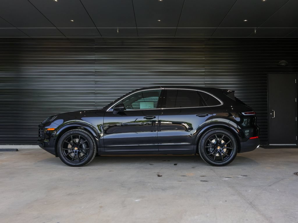 New 2026 Porsche Cayenne AWD/4WD image 2