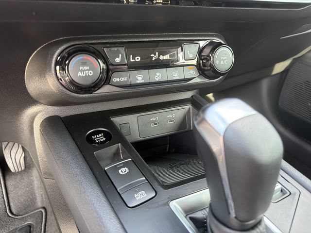 Certified 2026 Nissan Kicks SV w/ SV Premium Package AWD/4WD image 32