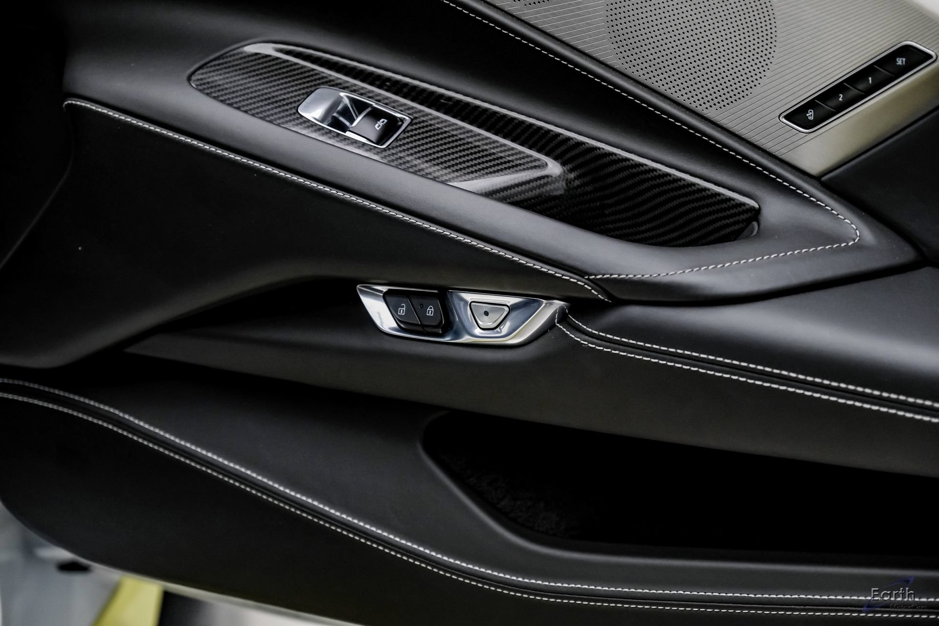Used 2021 Chevrolet Corvette Stingray Premium Cpe w/ Z51 Performance Package RWD image 87