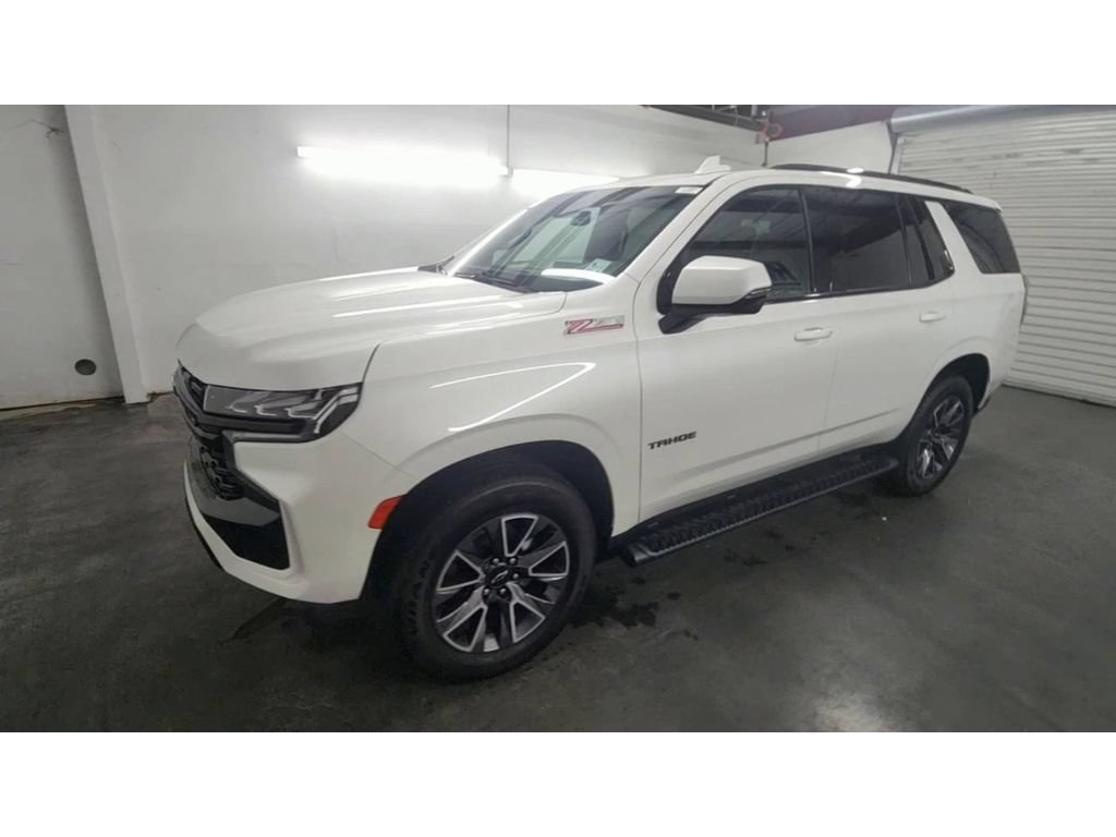 Certified 2023 Chevrolet Tahoe Z71 w/ Luxury Package AWD/4WD image 4