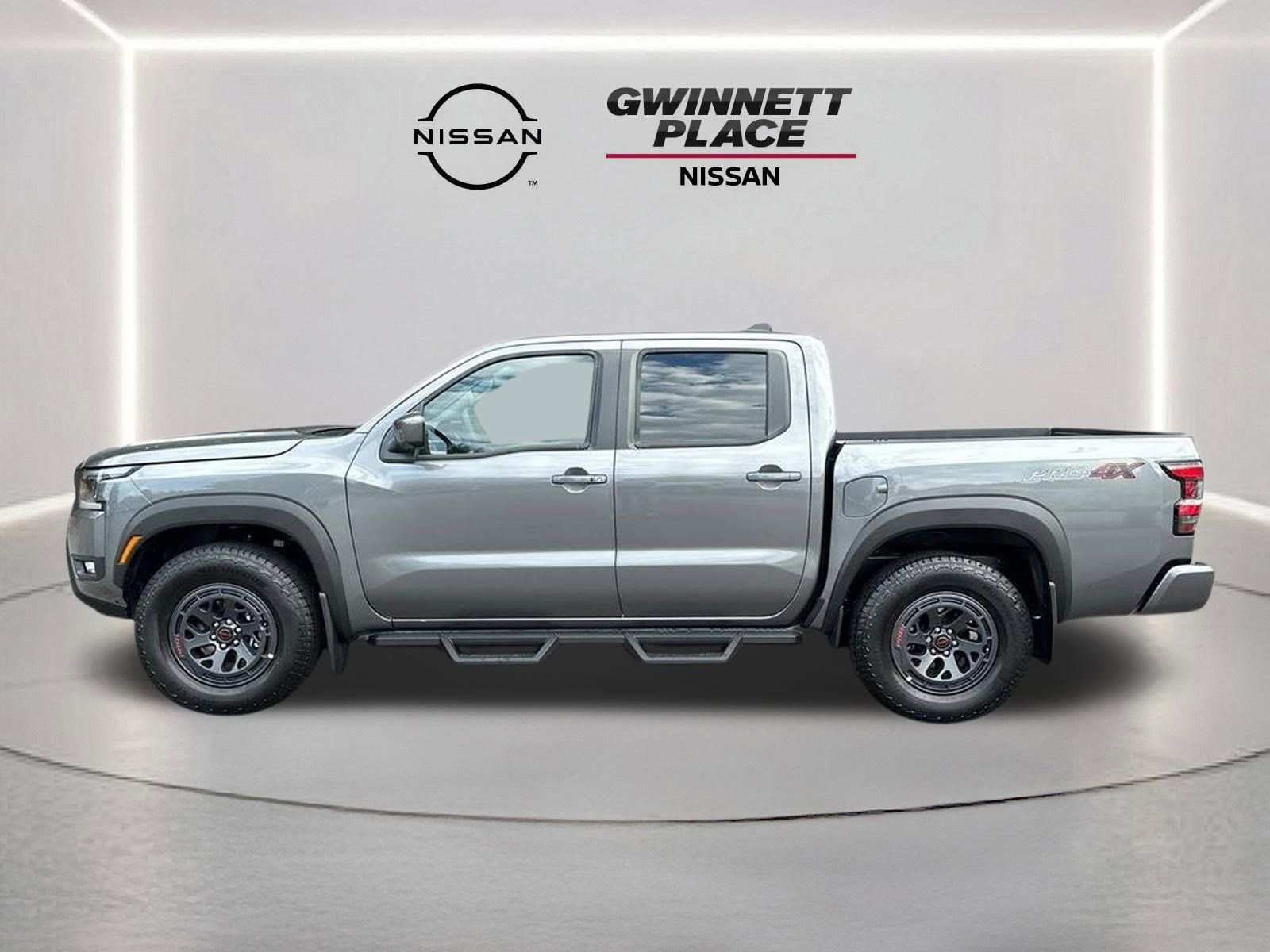 New 2026 Nissan Frontier PRO-4X w/ Pro-4x Convenience Package image 8