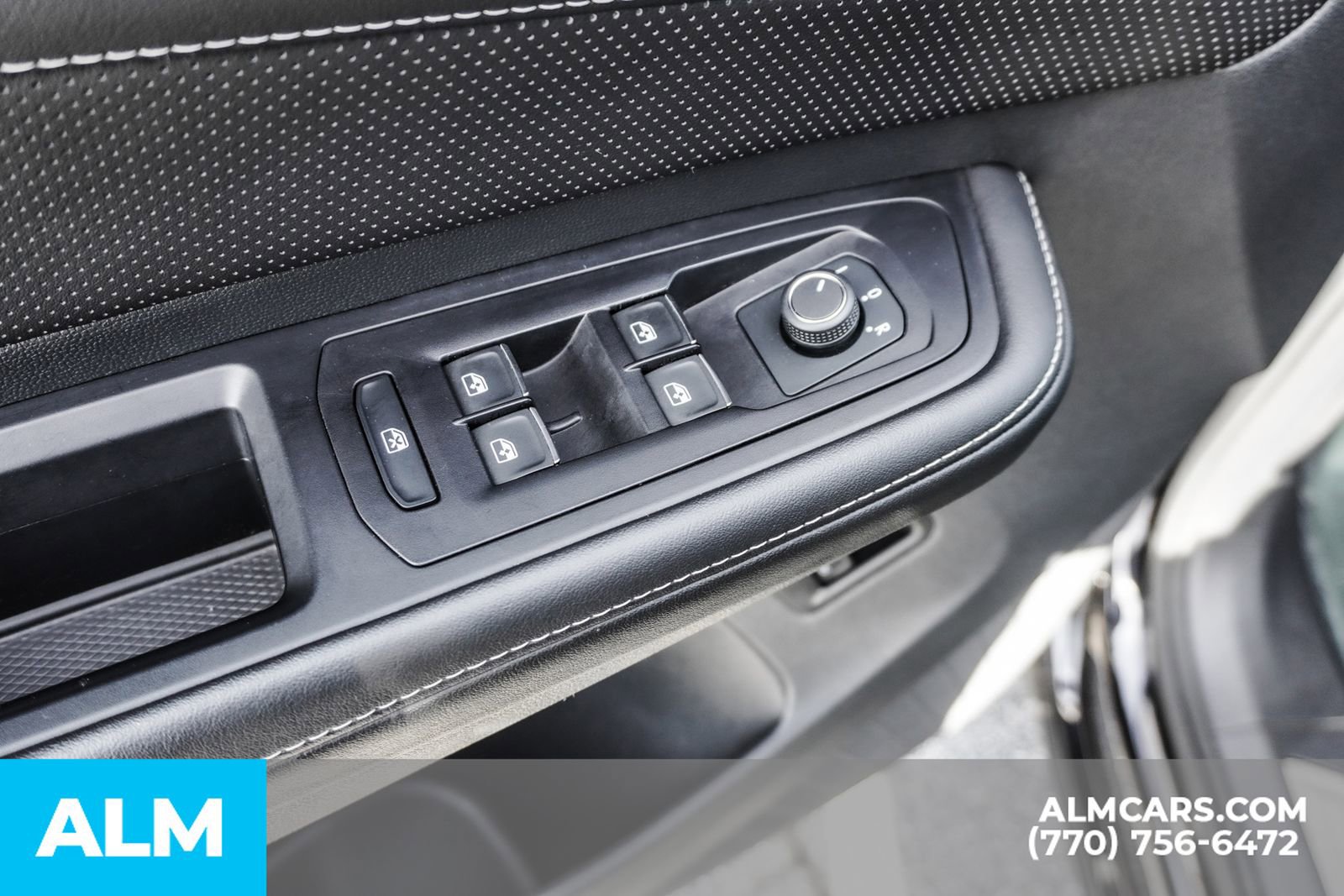 Used 2025 Volkswagen Atlas SE image 54