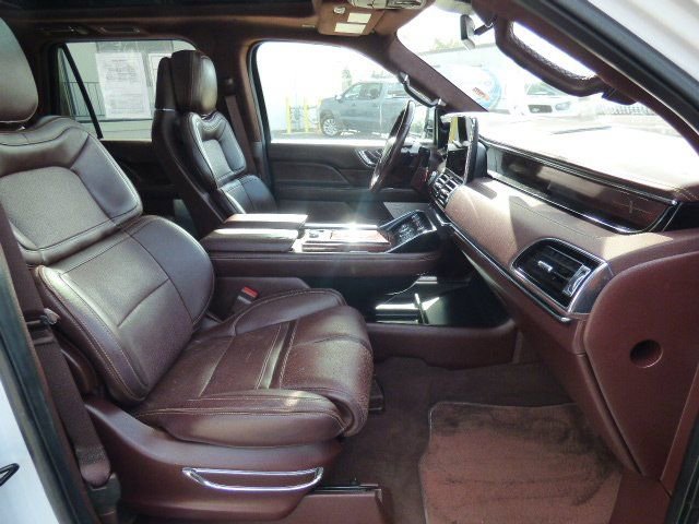Used 2018 Lincoln Navigator Black Label image 16