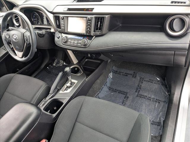 Used 2018 Toyota RAV4 XLE image 20