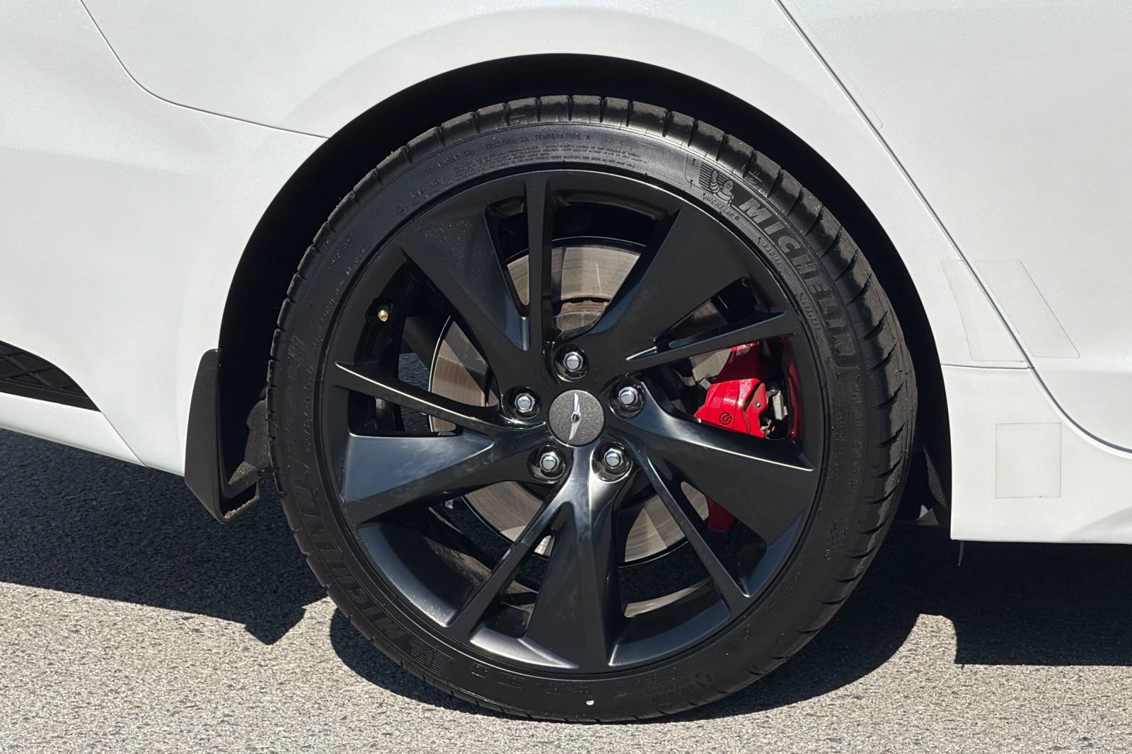 Used 2023 Genesis G70 3.3T w/ Sport Prestige Package RWD image 33