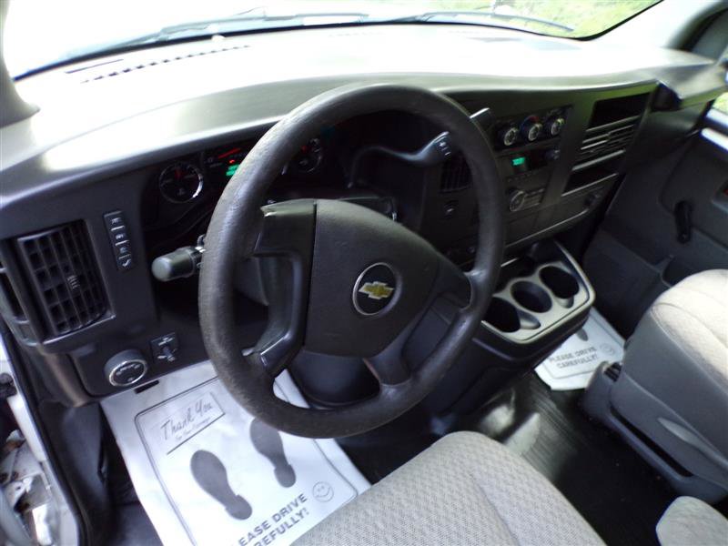 Used 2012 Chevrolet Express 2500 RWD image 16
