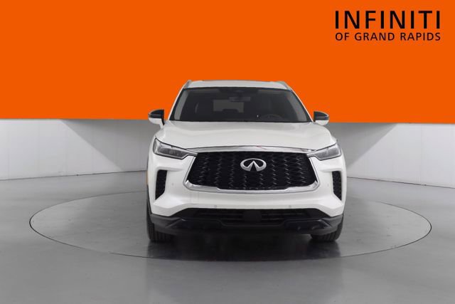 Used 2024 INFINITI QX60 Luxe image 2