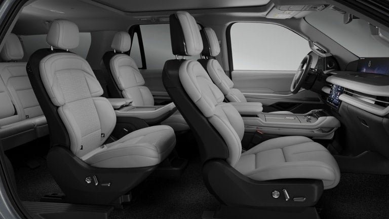 New 2026 Lincoln Navigator L Reserve AWD/4WD image 28