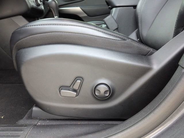 Used 2022 Jeep Cherokee Limited image 23