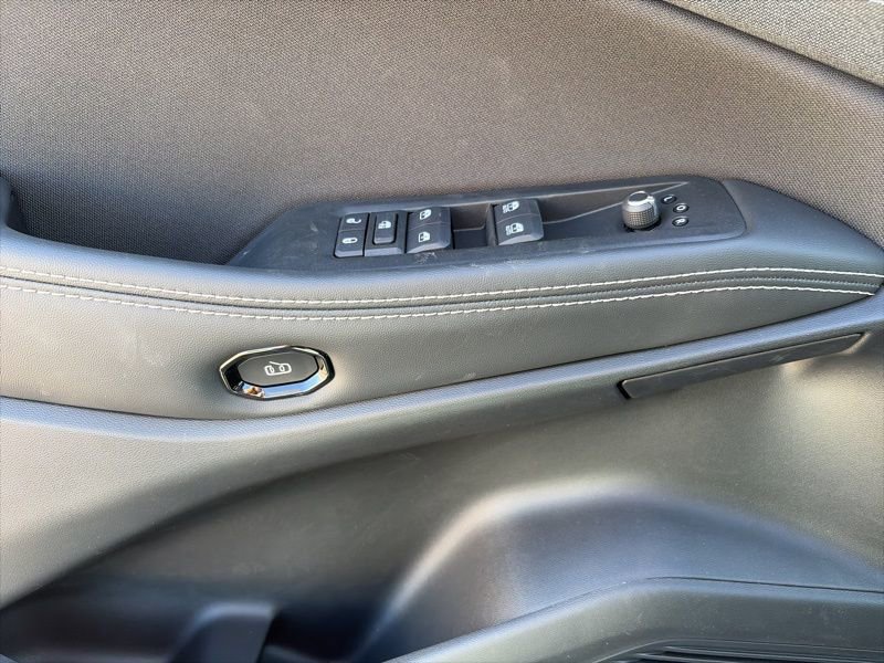 New 2026 Jeep Cherokee Laredo AWD/4WD image 20