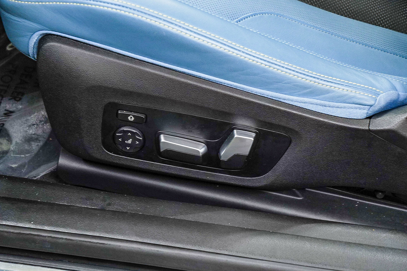 Used 2023 BMW M4 xDrive Competition image 22