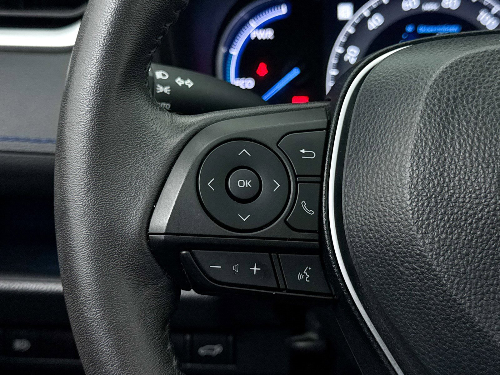 Used 2023 Toyota RAV4 XSE image 34