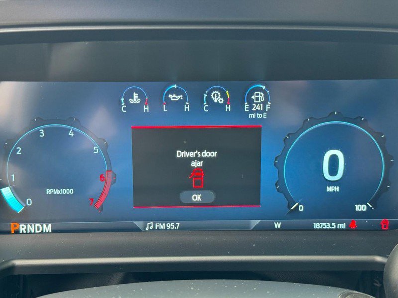 Used 2024 Ford F350 Lariat w/ Chrome Package image 19