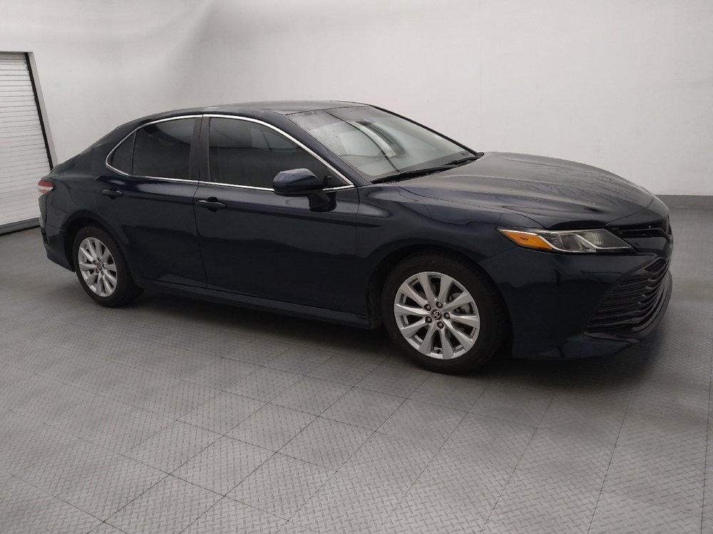 Used 2020 Toyota Camry LE FWD image 11