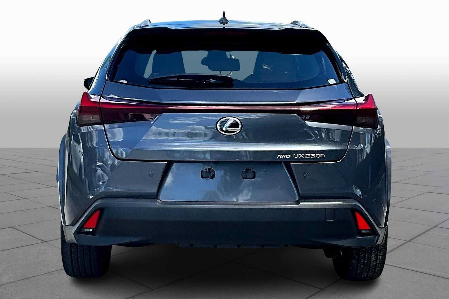 Used 2023 Lexus UX 250h AWD w/ Accessory Package (Z1) image 5