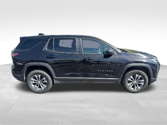 Used 2025 Chevrolet Equinox LT AWD/4WD image 8