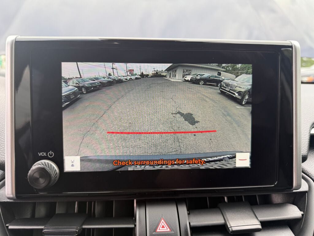 Used 2024 Toyota RAV4 XLE w/ Convenience Package AWD/4WD image 18