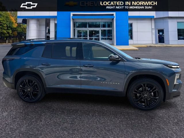 New 2026 Chevrolet Traverse LT w/ Driver Confidence Package FWD image 4