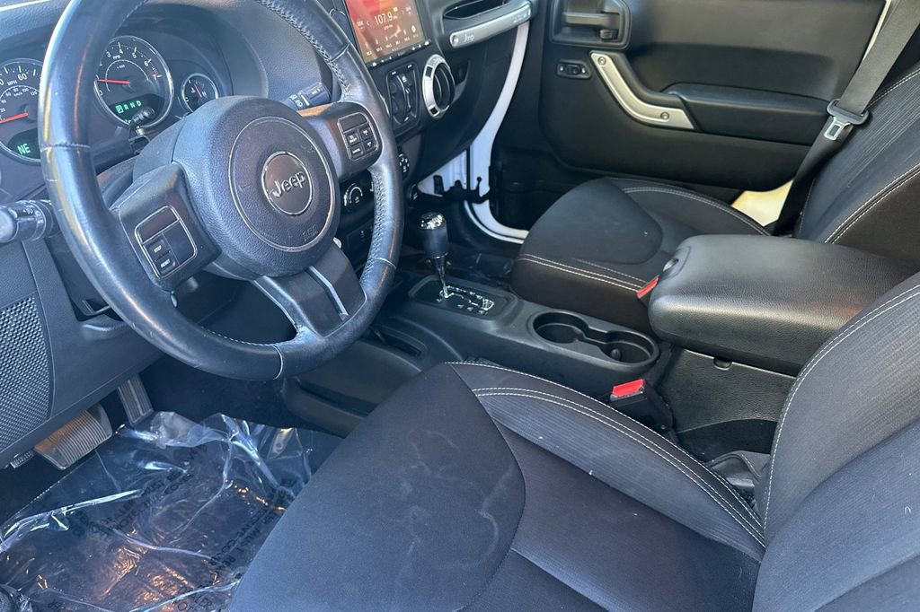 Used 2014 Jeep Wrangler Unlimited Sahara w/ Trailer Tow Group image 10