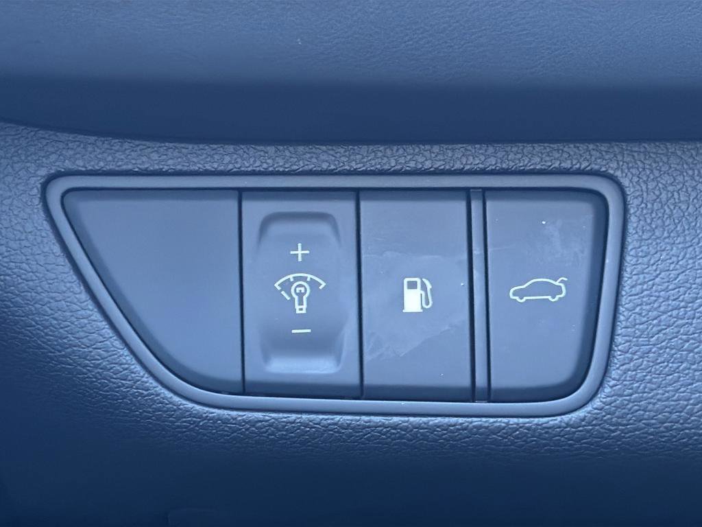 Certified 2026 Genesis G70 2.5T image 47