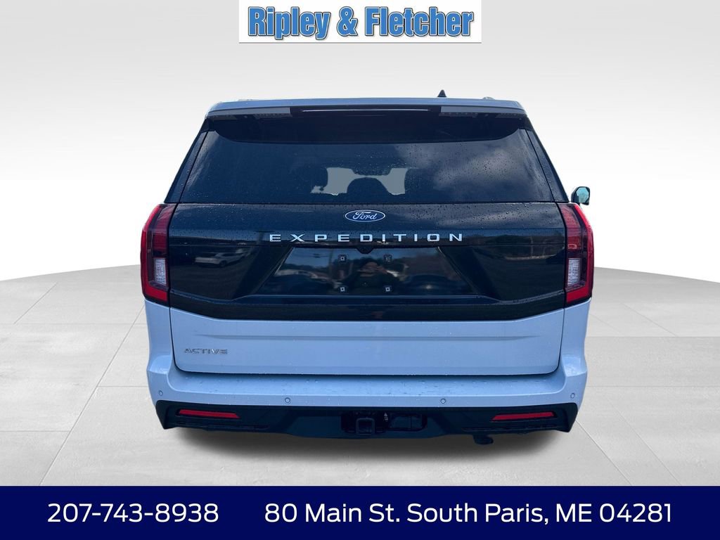 Used 2025 Ford Expedition Active AWD/4WD image 4