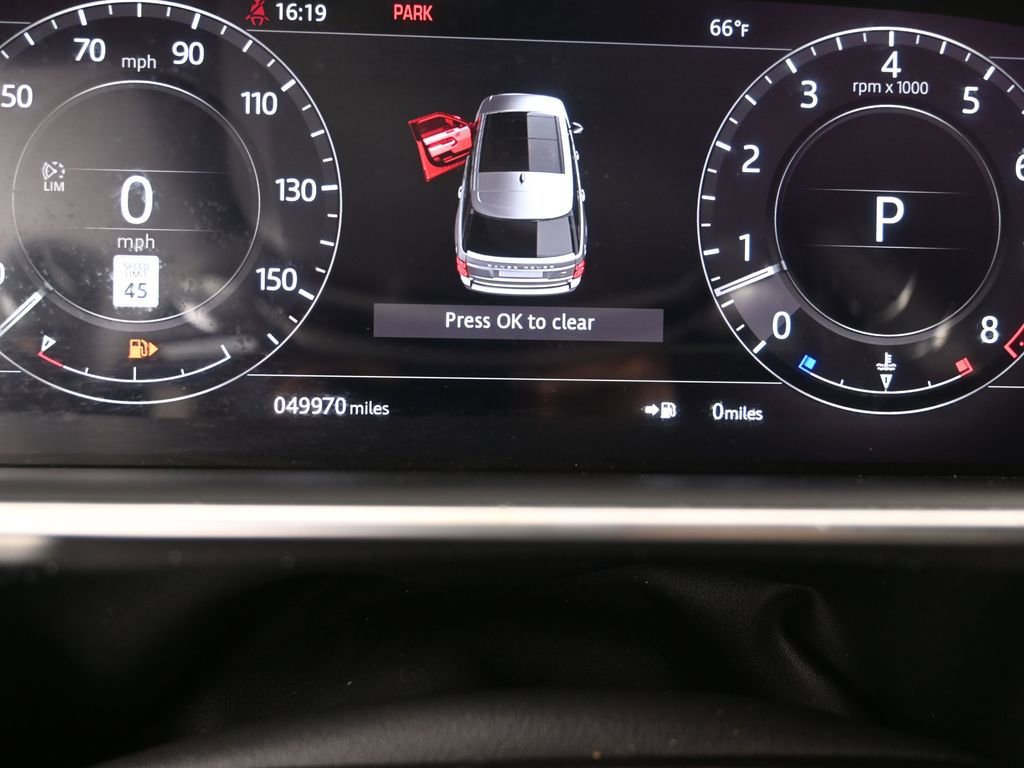Used 2020 Land Rover Range Rover HSE image 13