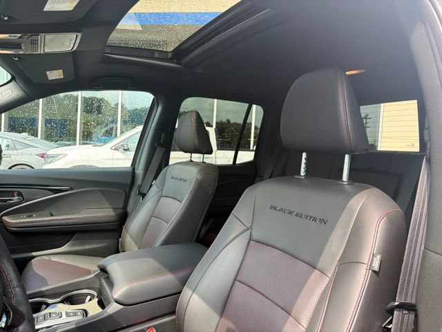 Certified 2024 Honda Ridgeline Black Edition image 14