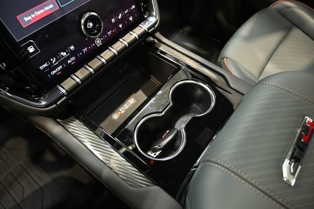 New 2026 GMC Yukon XL AT4 w/ AT4 Premium Plus Package image 22