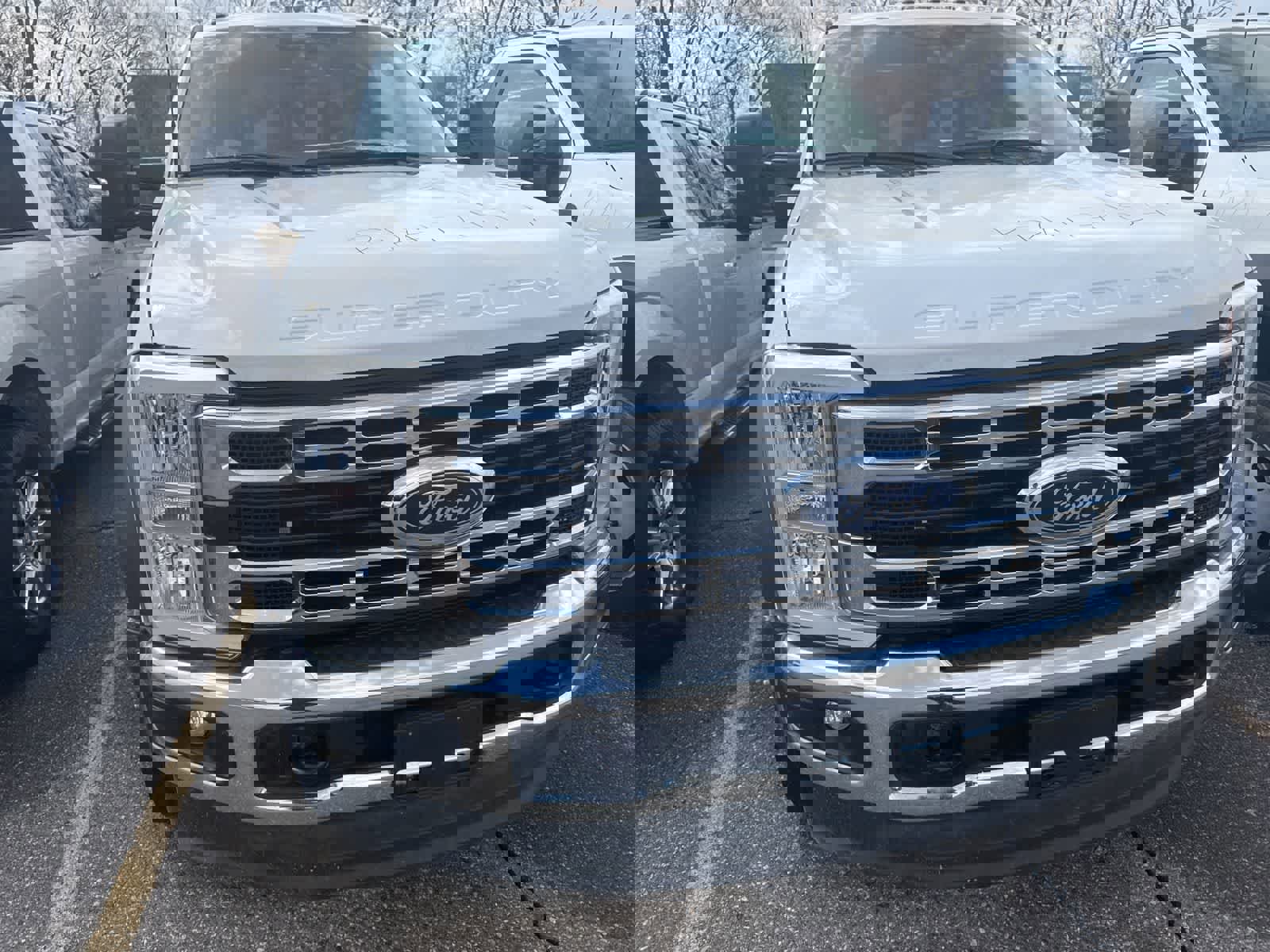 New 2023 Ford F450 XLT w/ XLT Value Package image 17