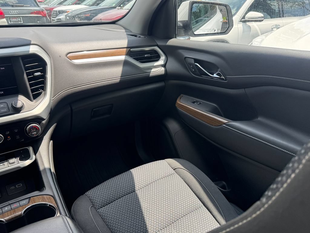 Used 2020 GMC Acadia SLE w/ Driver Convenience Package AWD/4WD image 15